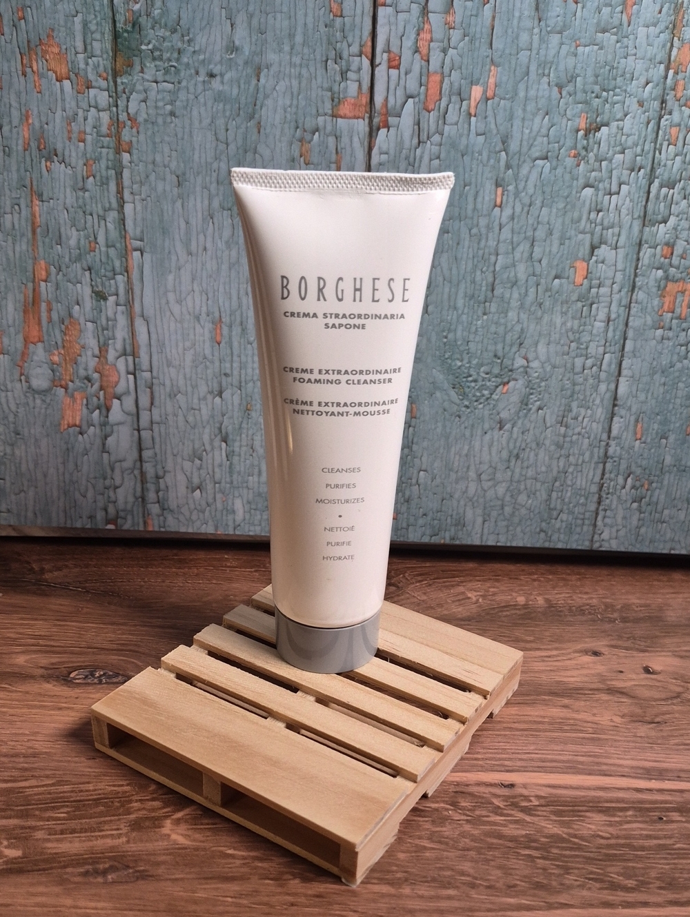 Borghese Crema Straordinaria Foaming Cleanser – White